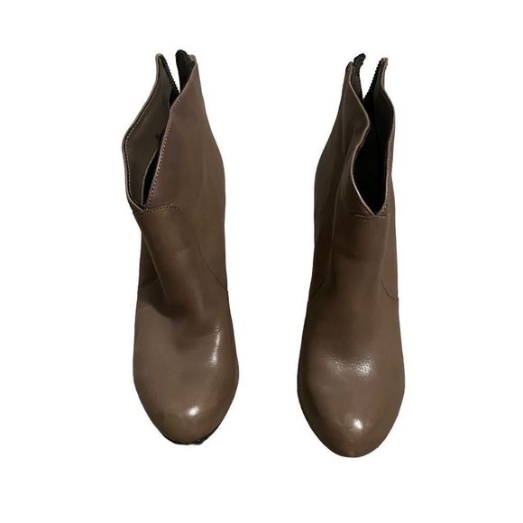 Me Too Brownish Gray Leather Heeled Ankle Boots Size 8 - good condition! - Picture 13 of 15